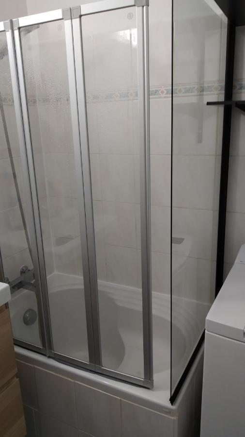 אמבראן Appartement Agreable A Deux Pas Du Plan D'Eau מראה חיצוני תמונה